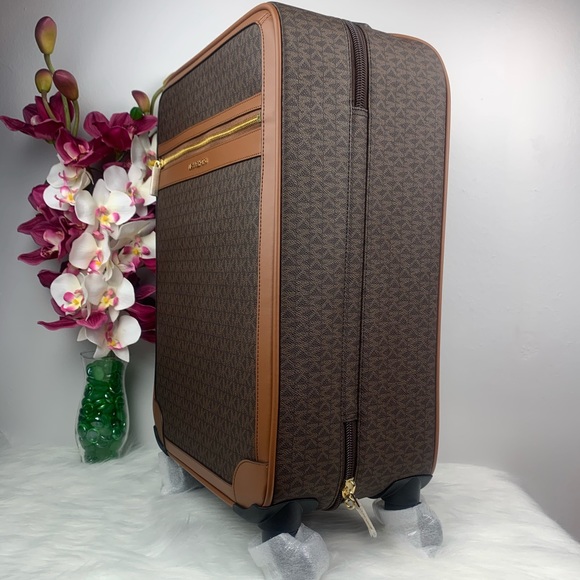 Michael Kors Travel SM TROLLEY - Picture 5 of 8